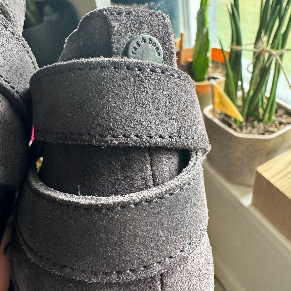 booties 🐈⬛🤩 - Picture 4 of 5